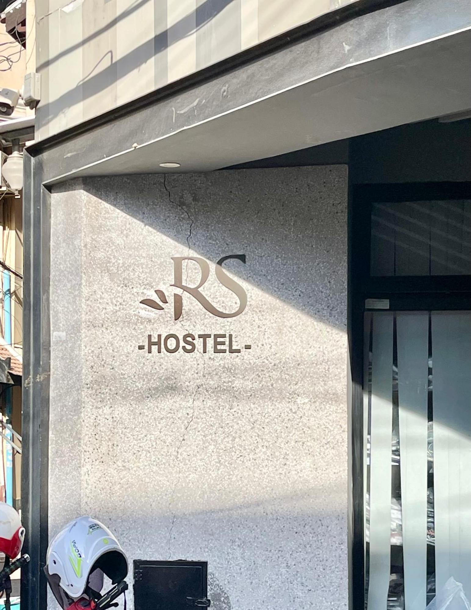 Rs Central Apartments - 200M To Royal Palace プノンペン エクステリア 写真